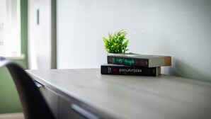 Uklassifisert bilde, 4 av 8, knapp