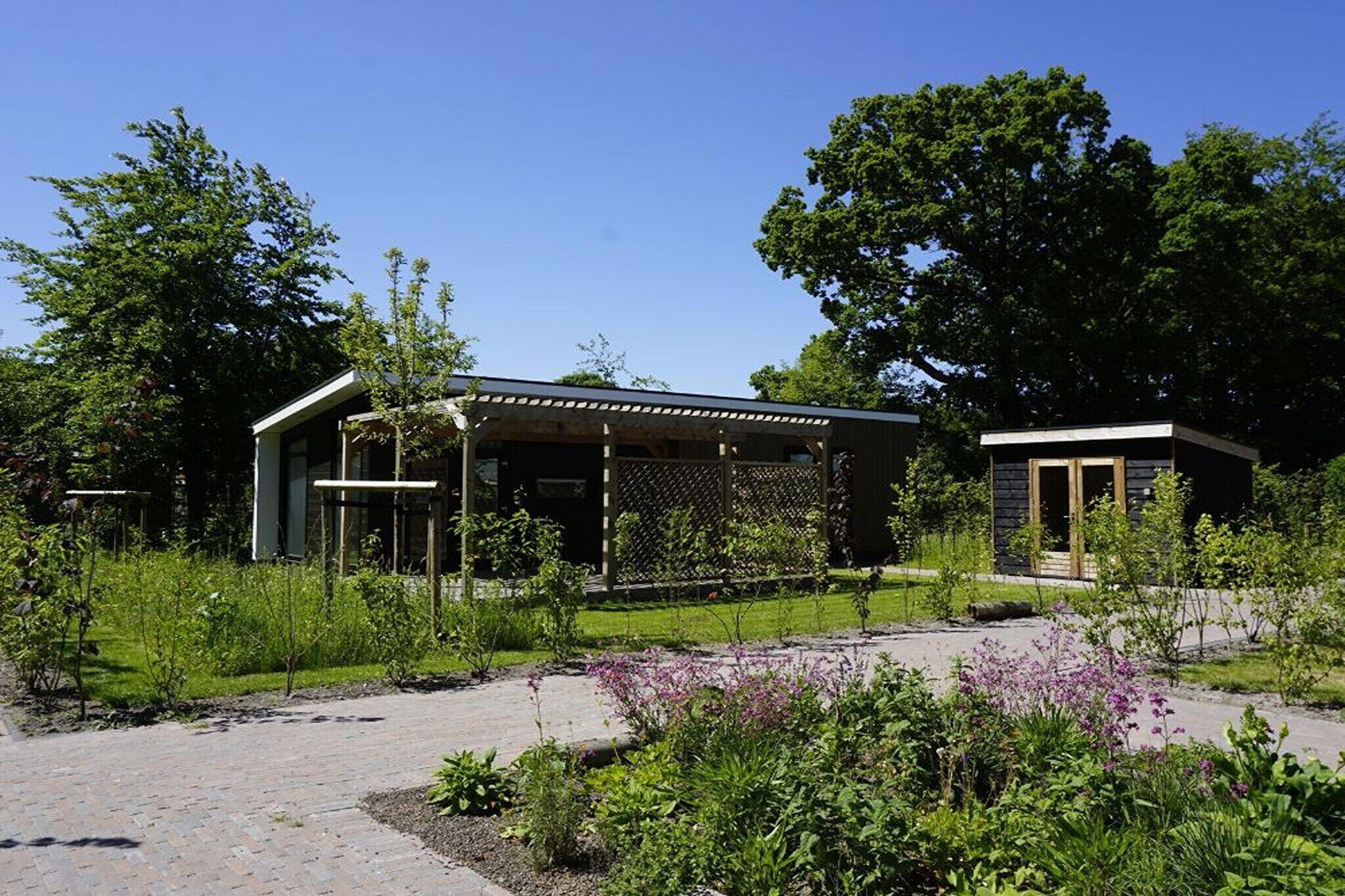 Außenseite Ferienhaus [Sommer]