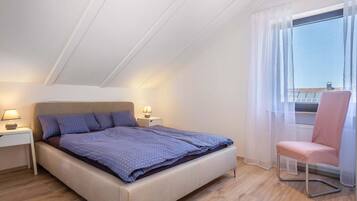 3 Schlafzimmer, Bügeleisen/Bügelbrett, WLAN, Bettwäsche