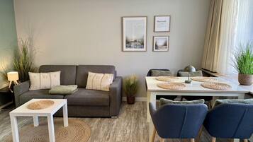 Fernseher, Stereoanlage