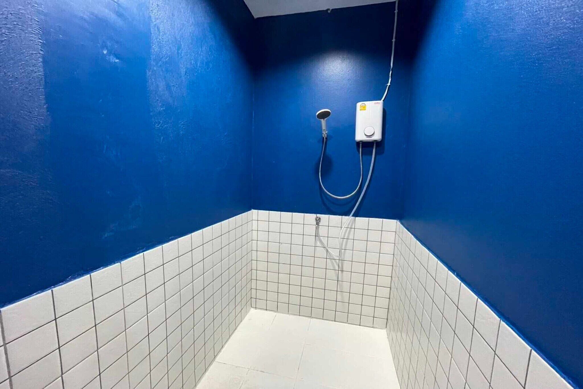 Een douche, handdoeken
