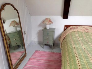 4 chambres, fer et planche à repasser, Wi-Fi gratuit
