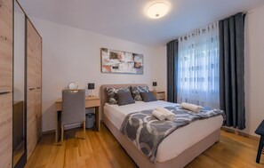 2 bedrooms, free WiFi