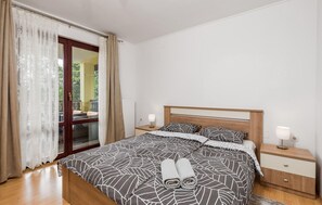 2 bedrooms, free WiFi, bed sheets