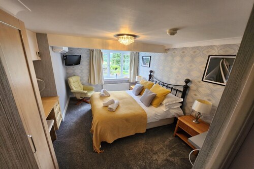 Lavendar House | Standard Double