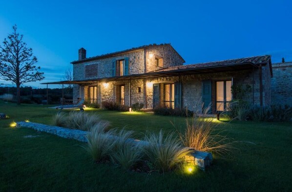 Exterior - Oak (Gavorrano)