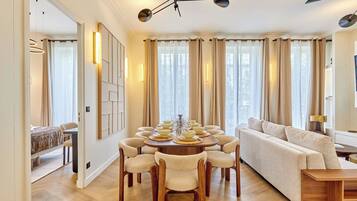 Apartment | Living area