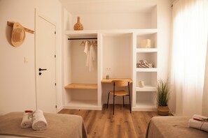 3 chambres, fer et planche à repasser, lit parapluie, Wi-Fi gratuit