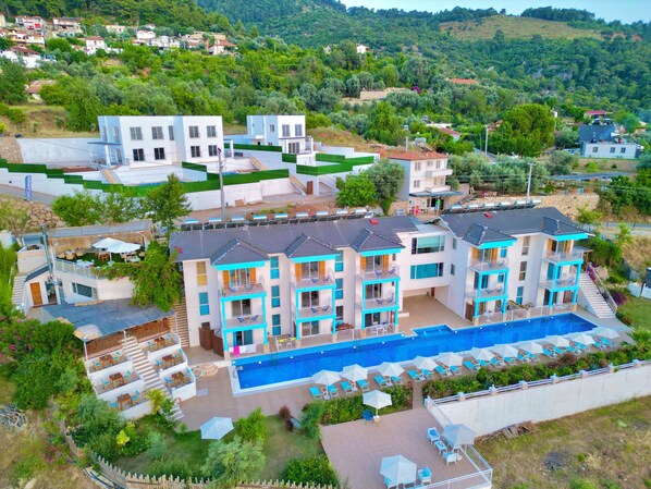 Front of property - Faralya Tuz Suit (Fethiye)