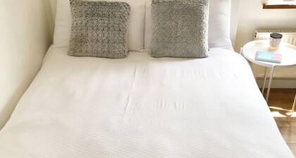 Hawthorn Guesthouse Studio 2