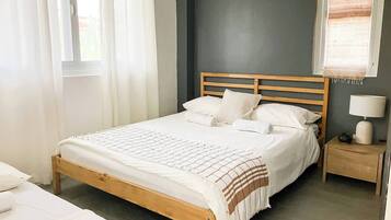 2 dormitorios, tabla de planchar con plancha, Internet y ropa de cama