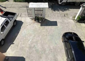 Property grounds - 2BR laid back apartment, near beach (San Fernando City)