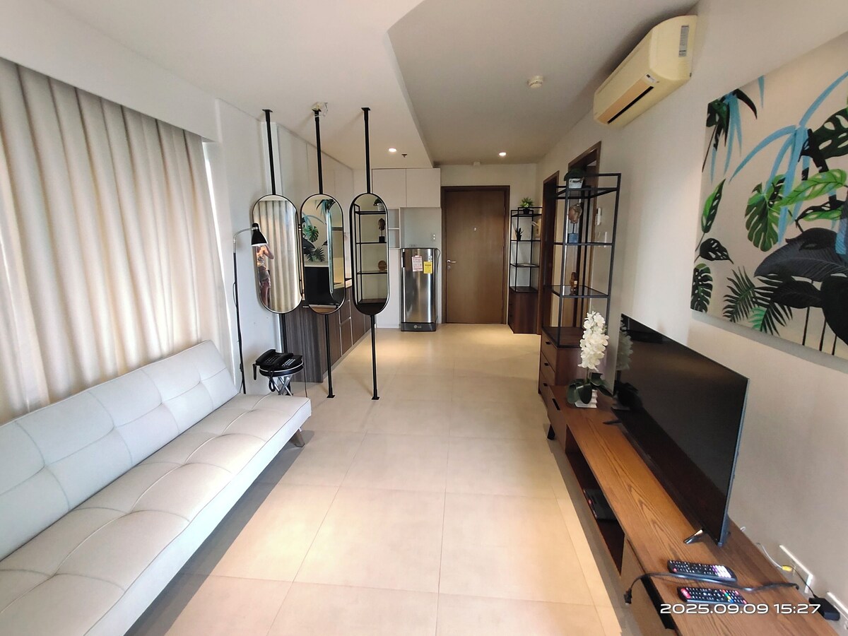 Curated visual reference: Picture Idea: Suite Deluxe Beachfront Near Mactan Cebu Airport In Tambuli Seaside