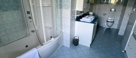 Bidet