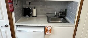 Hawthorn Guesthouse Studio 4
