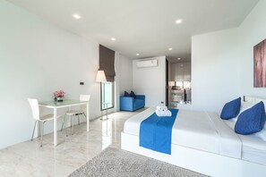 Exclusive-Villa, 4 Schlafzimmer, eigener Pool, Poolblick | Kostenlose Babybetten, kostenloses WLAN, Bettwäsche