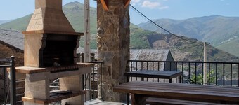 Apartamento 'Leopoldo II' con vistas a la montaña, piscina exterior y Wi-Fi