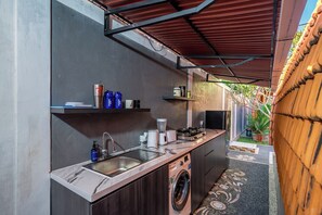 Oven
