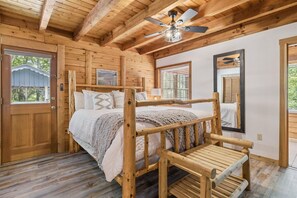 2 Schlafzimmer, Reisekinderbett, kostenloses WLAN, Bettwäsche