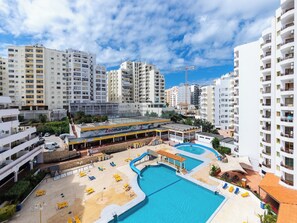 Utomhuspool