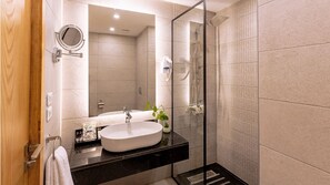 Shower, free toiletries, hair dryer, bathrobes