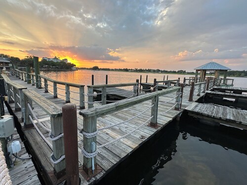 Sunscape Palms - 3/2 with Golf Cart & Grill in The Village of St. James