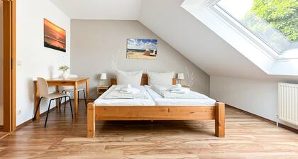 Comfortable vacation home Bremer Str. 6 in Cuxhaven-Sahlenburg with garden