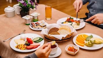 Desayuno buffet incluido todos los días