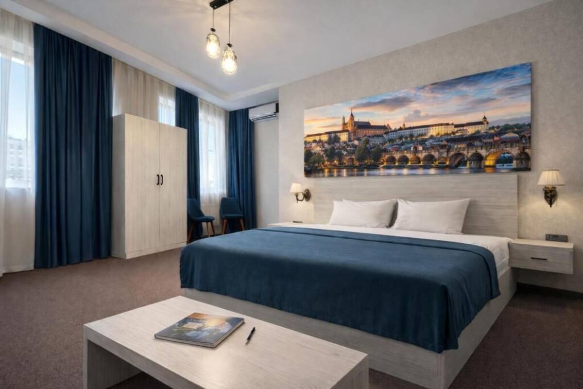 Deluxe Double Room, Balcony, City View | Premium bedding, minibar, in-room safe, desk