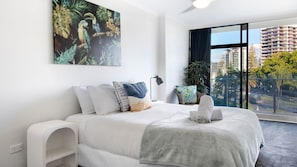 2 chambres, bureau, fer et planche à repasser, Wi-Fi gratuit