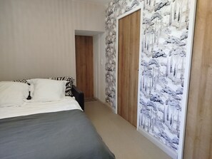 2 bedrooms, free WiFi, bed sheets