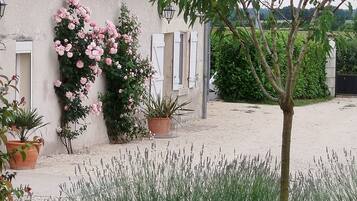 Enceinte de lâhĂ©bergement