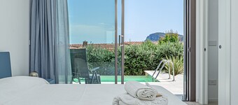 Villa 'Mirtina' with Sea View, Wi-Fi and Air Conditioning
