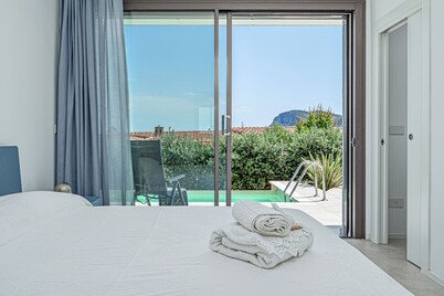 Villa 'Mirtina Home' with Sea View, Wi-Fi and Air Conditioning