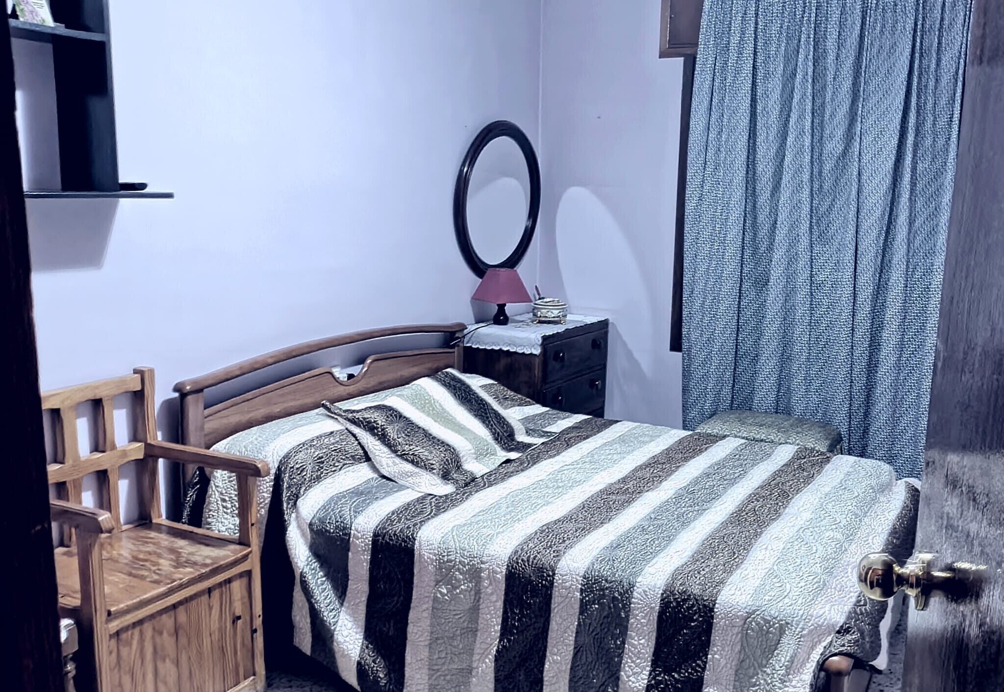 3 bedrooms, bed sheets