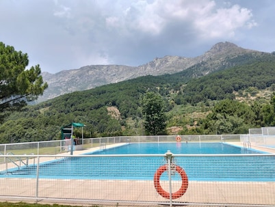 Holiday Home 'Johana' with Mountain Views and Private Terrace