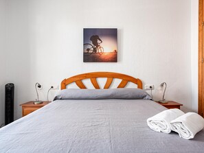 2 bedrooms, free WiFi, bed sheets