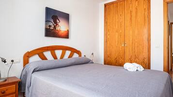 2 bedrooms, free WiFi, bed sheets