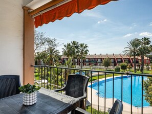 Pool - 2-bedroom Apartment with Terrace in Aldea del Coto (Chiclana de la Frontera)