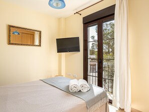 2 chambres, Wi-Fi gratuit, draps fournis