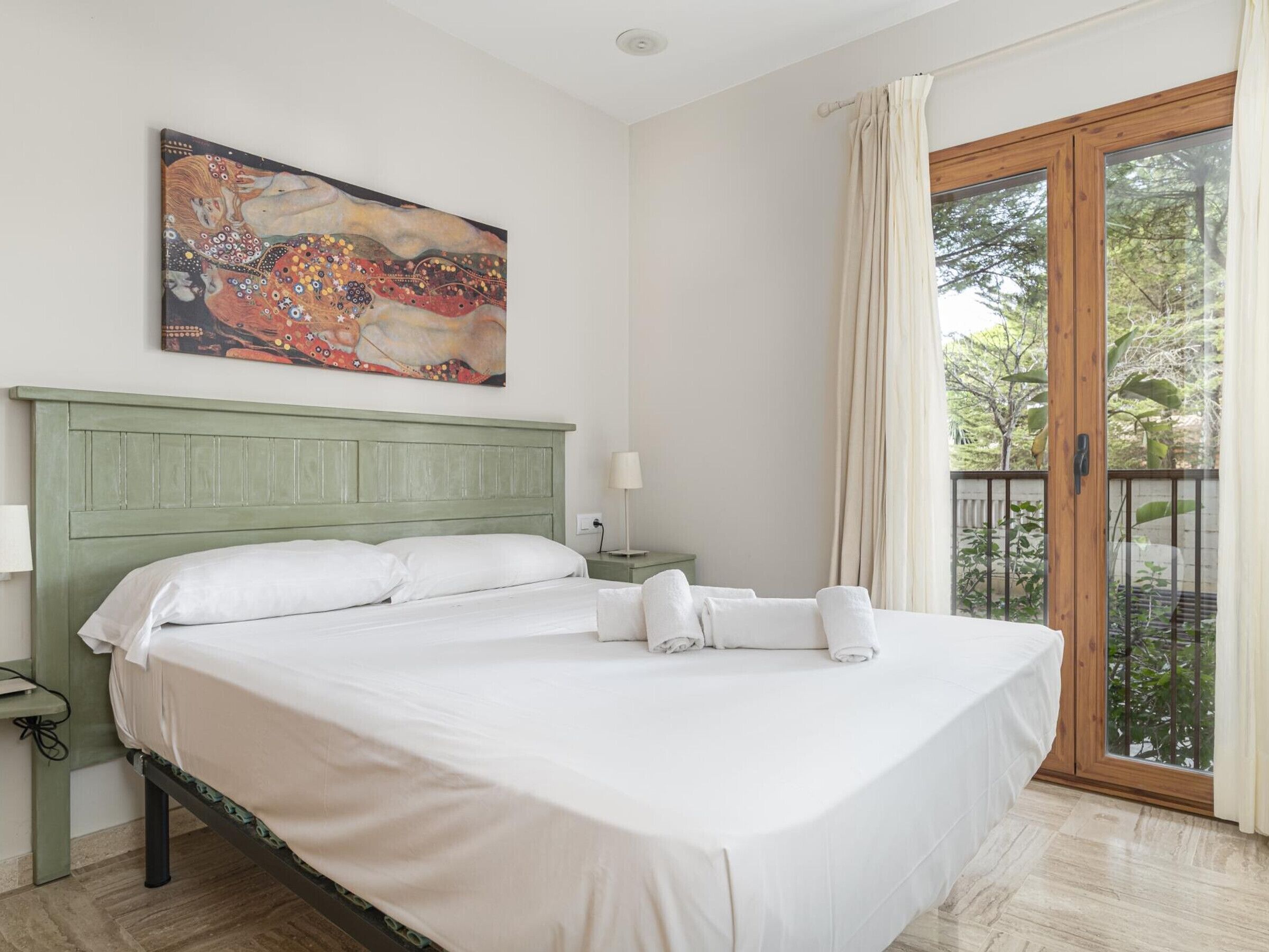 2 dormitorios, wifi gratis, ropa de cama