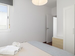 2 bedrooms, free WiFi, bed sheets