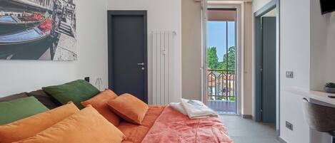 1 chambre, fer et planche Ă repasser, Wi-Fi, draps fournis