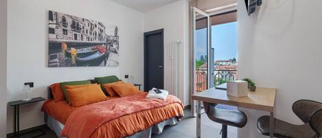 1 chambre, fer et planche Ă repasser, Wi-Fi, draps fournis