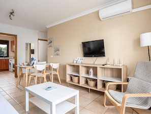 Interior - Charming Apartment in Chiclana, Perfect for Families (Chiclana de la Frontera)