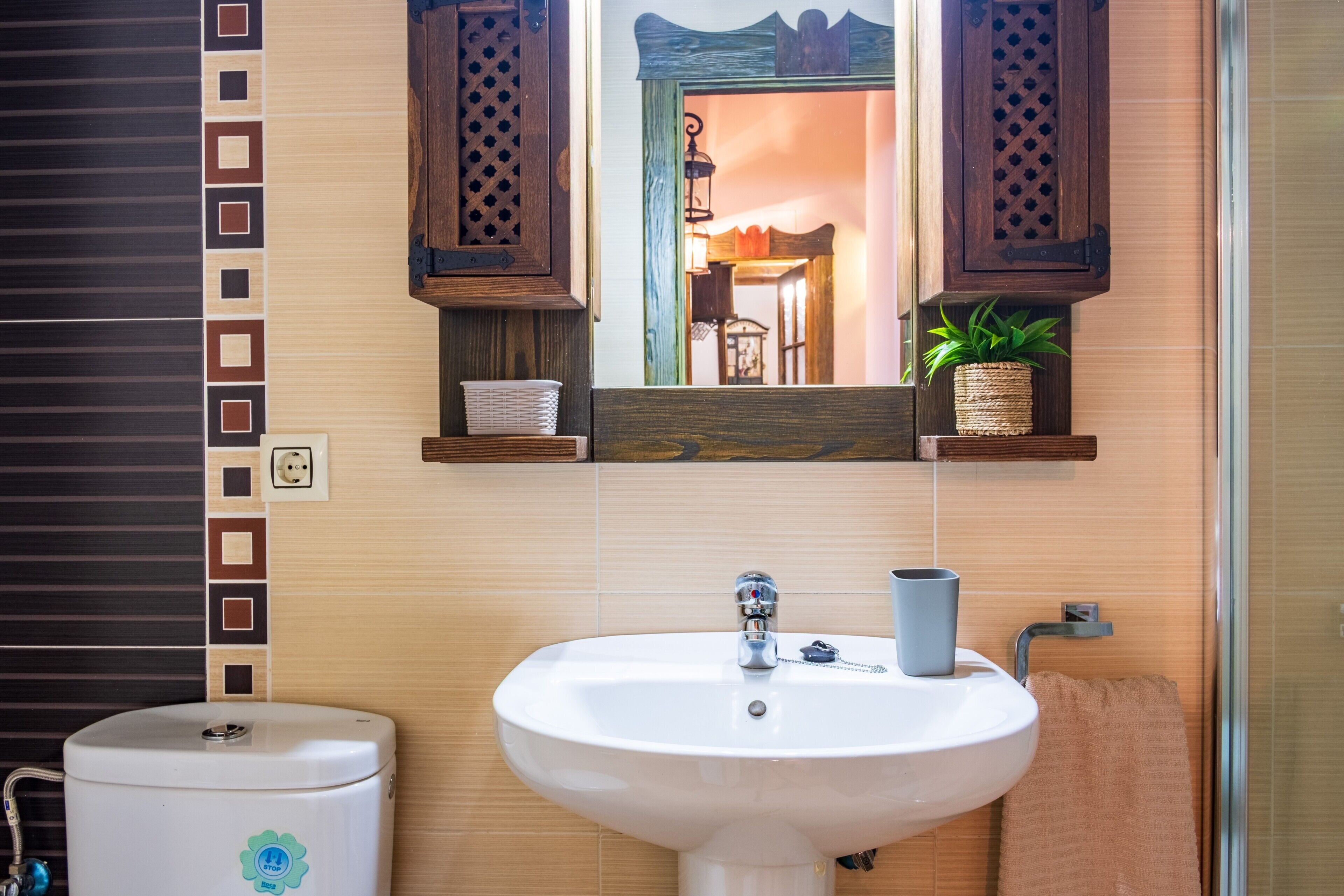 Dutxa, assecador de cabells i tovalloles 