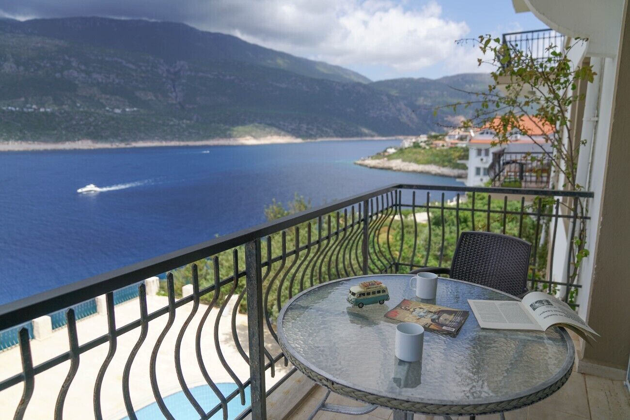 Deluxe Condo, Balcony, Sea View | Balcony