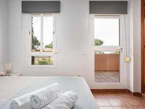 2 habitaciones, wifi gratis y ropa de cama 