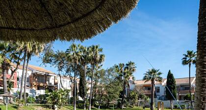 2-Bedroom Apartment with Terrace and Parking in Chiclana