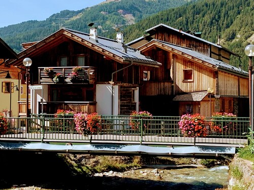 Apartment 'Rita' with Mountain View, Private Garden and Wi-Fi